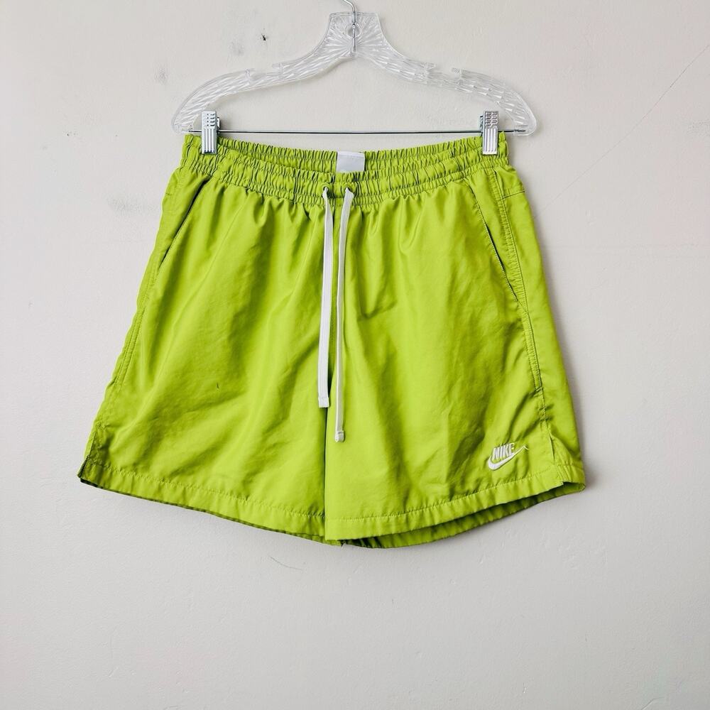 Nike Sportswear Woven Flow shorts Lime Green Men’s Size L